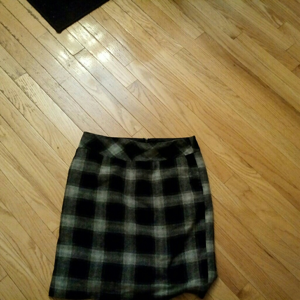 Plaid skirt